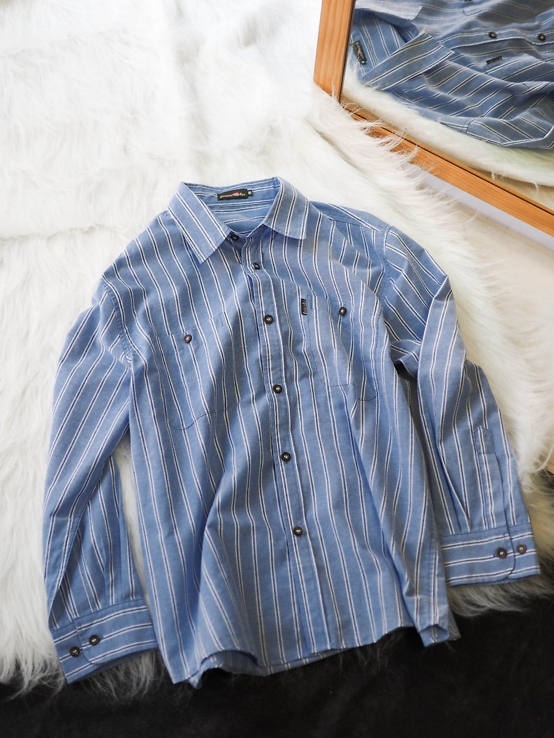 河水山 - 和歌山冰海藍經典理性直條 古董棉質襯衫上衣外套 - 女襯衫 - 棉．麻 藍色
