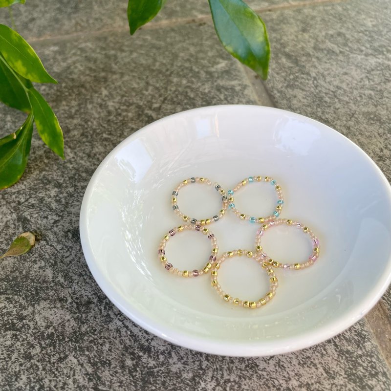 Sparkling beaded ring for parents and children - แหวนทั่วไป - พลาสติก สีทอง