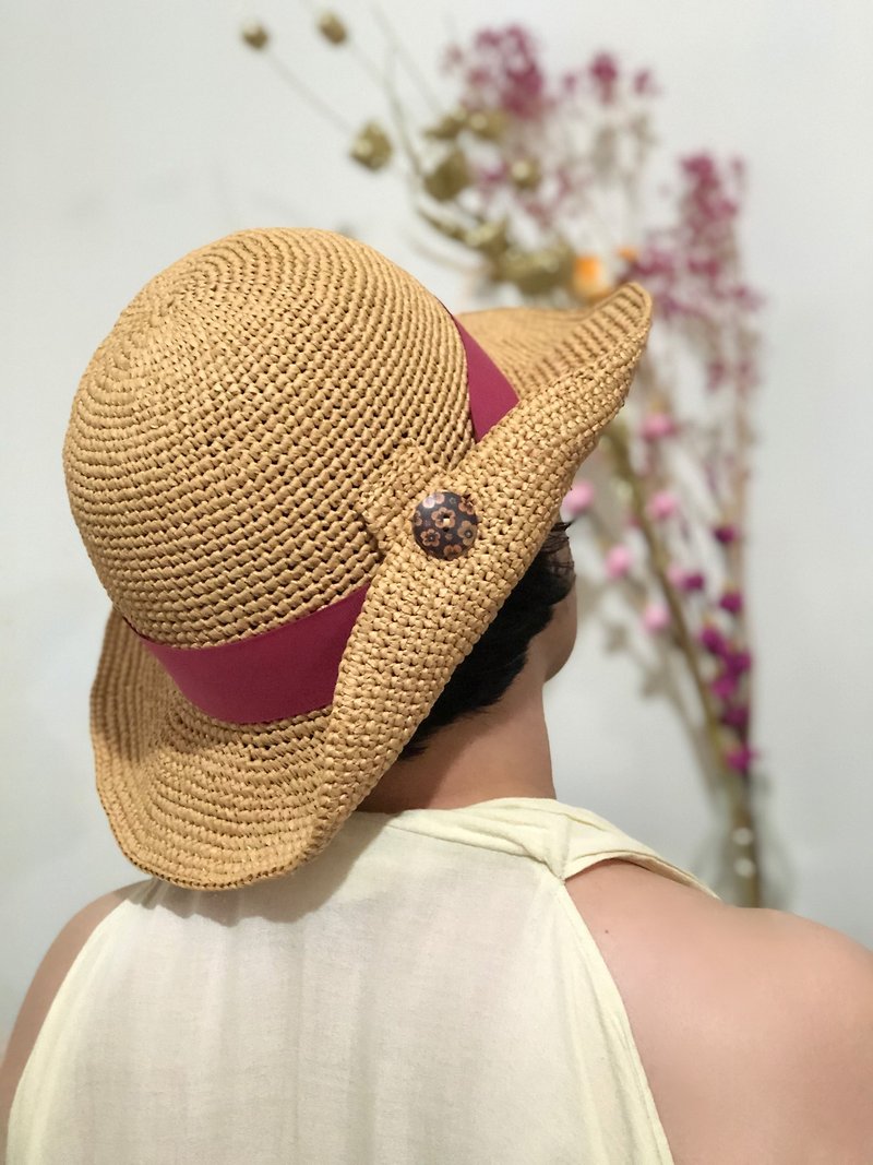 Reversed wooden buckle wide-brimmed hat/summer sunscreen hat/woven straw hat/hand-made crochet hat - Hats & Caps - Other Materials Khaki