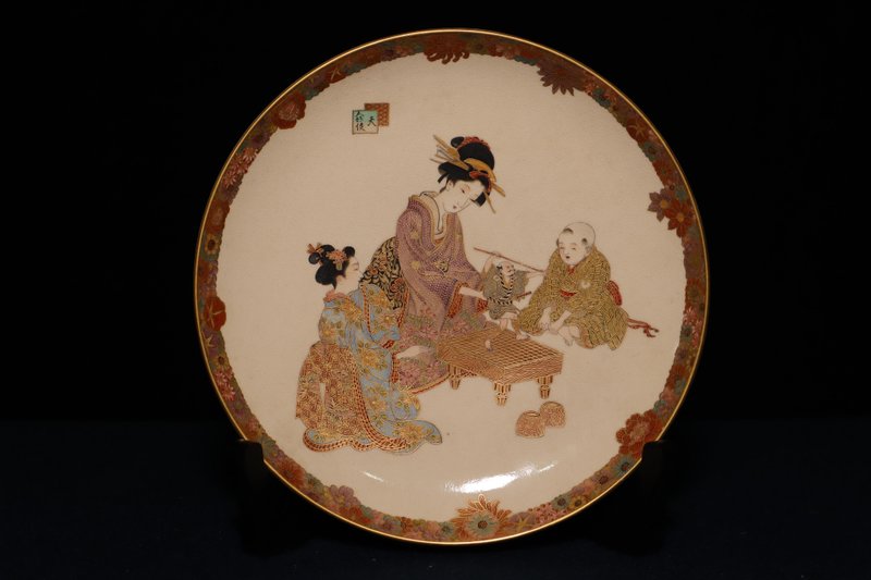 Bemachi, Japan, Meiji Period, Shirassuma Yakimangok, Gold-painted Ningyo, Ukiyo-e Beauty Plate, Appreciation Plate - Items for Display - Pottery 