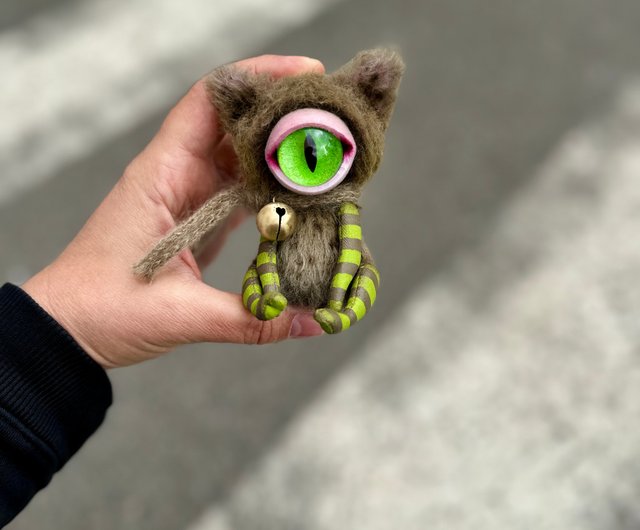 その他 Tiny gray kitten - cyclops Tiny gray kitten - cyclops