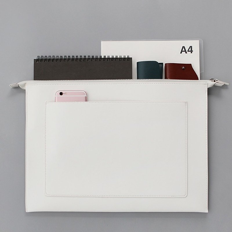 Korea ithinkso 15吋DOCUMENT ZIP POUCH XL White (NG products) - Tablet & Laptop Cases - Faux Leather White