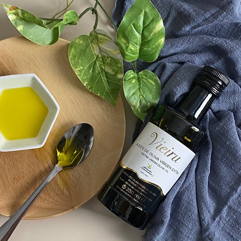 Classic Extra Virgin Olive Oil (250ml) - เครื่องปรุงรส - แก้ว สีเขียว