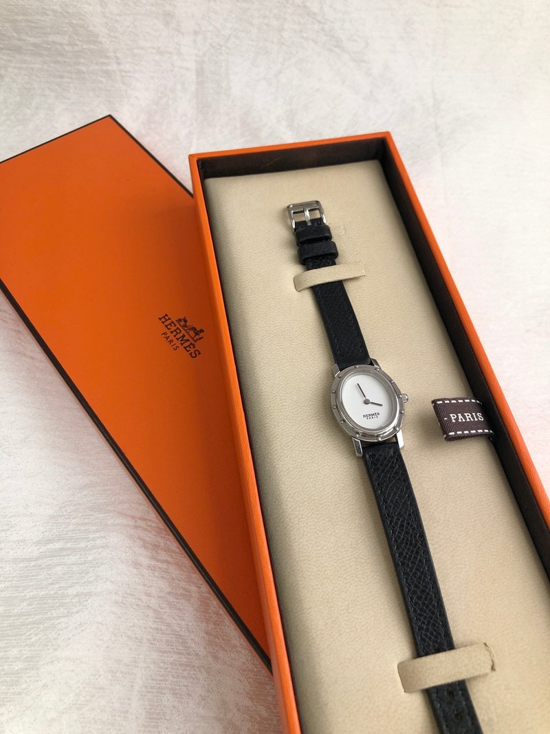 【 日本直送　名牌中古包 】HERMES エルメス 腕時計 ブラック クリッパー オーバル レザー CO1.210 vintage ヴィンテージ tdn25n - 女錶 - 其他材質 黑色