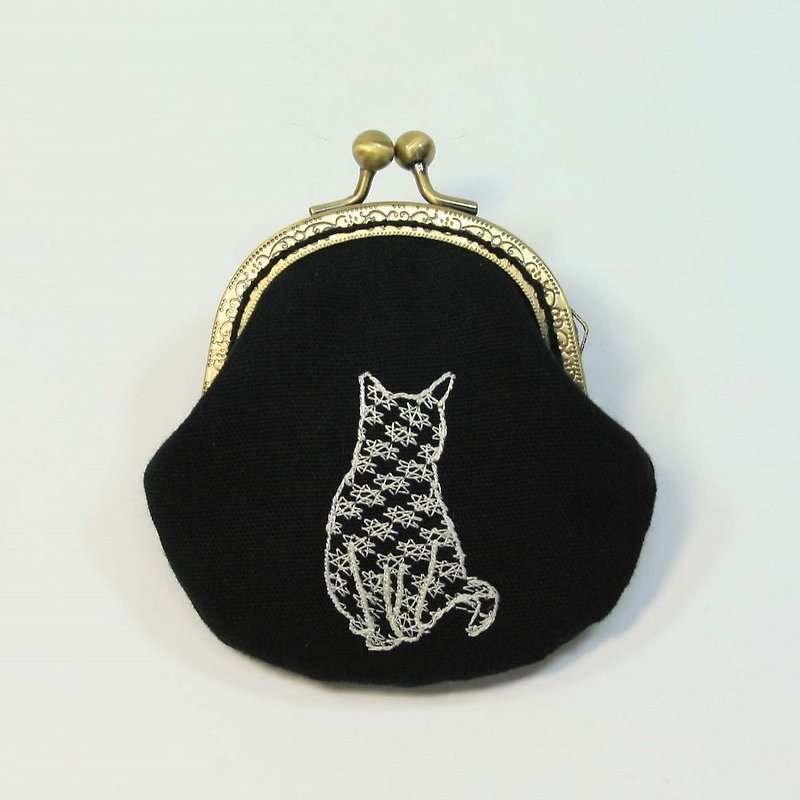 Embroidery 8.5cm mouth gold coin purse 34-cat gesture 05 - กระเป๋าใส่เหรียญ - ผ้าฝ้าย/ผ้าลินิน สีดำ