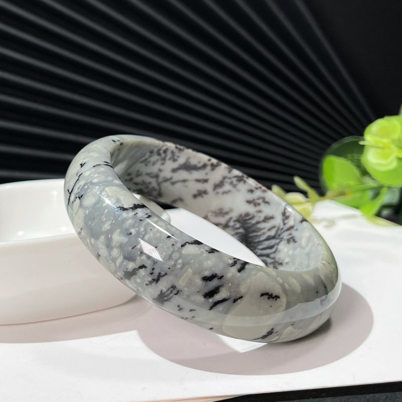 和田玉水墨丹青手鐲57MM 灰白色國畫風青花料玉手環附證書 瓷度高 - 手鍊/手環 - 玉石 