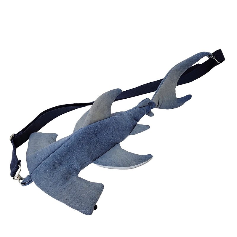 【錘頭鯊側肩包】環保/手工製作/永續循環商品 - 側背包/斜孭袋 - 其他材質 