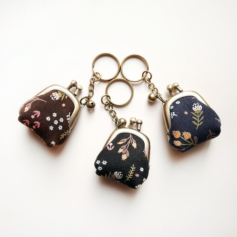 Wall flower exquisite gold bag / key ring / wedding small things [made in Taiwan] - Coin Purses - Other Metals Blue
