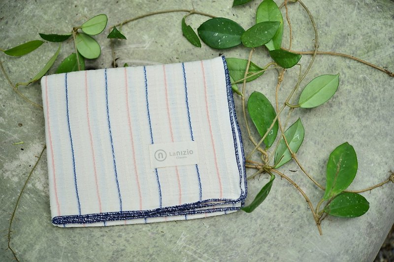 Nizio 穗織紗巾-鈷藍藕荷 - 彌月禮盒 - 棉．麻 