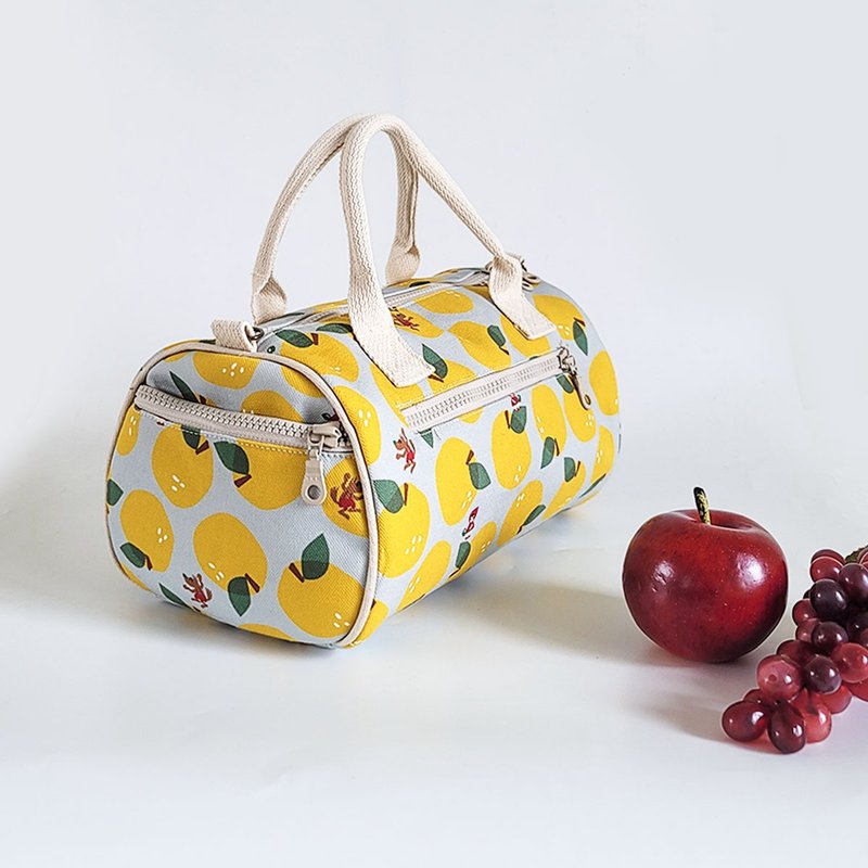 Water-repellent cylindrical bag, hand travel bag, crossbody bag-Little Red Riding Hood - กระเป๋าแมสเซนเจอร์ - ผ้าฝ้าย/ผ้าลินิน สีเหลือง