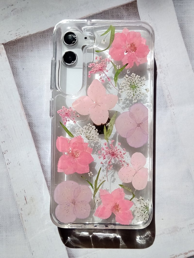 手作押花手機保護殼| Samsung Galaxy S23 | 粉色 - 手機殼/手機套 - 塑膠 粉紅色