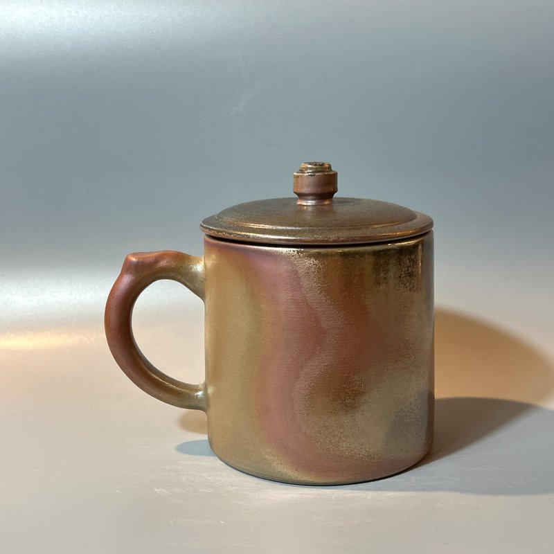 柴燒500cc有蓋馬克杯 / 啤酒杯 / 小平凡手作 - 茶壺/茶杯/茶具 - 陶 