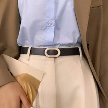 シンプルなオーバルバックル、薄いレディースベルト、牛革オールマッチプレーンソフトレザーベルト、5色展開