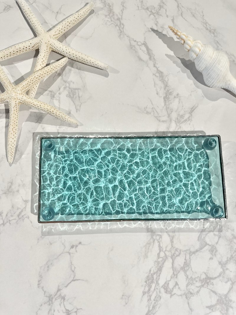 MINAMO Glass Tray Maldives - Items for Display - Glass Blue