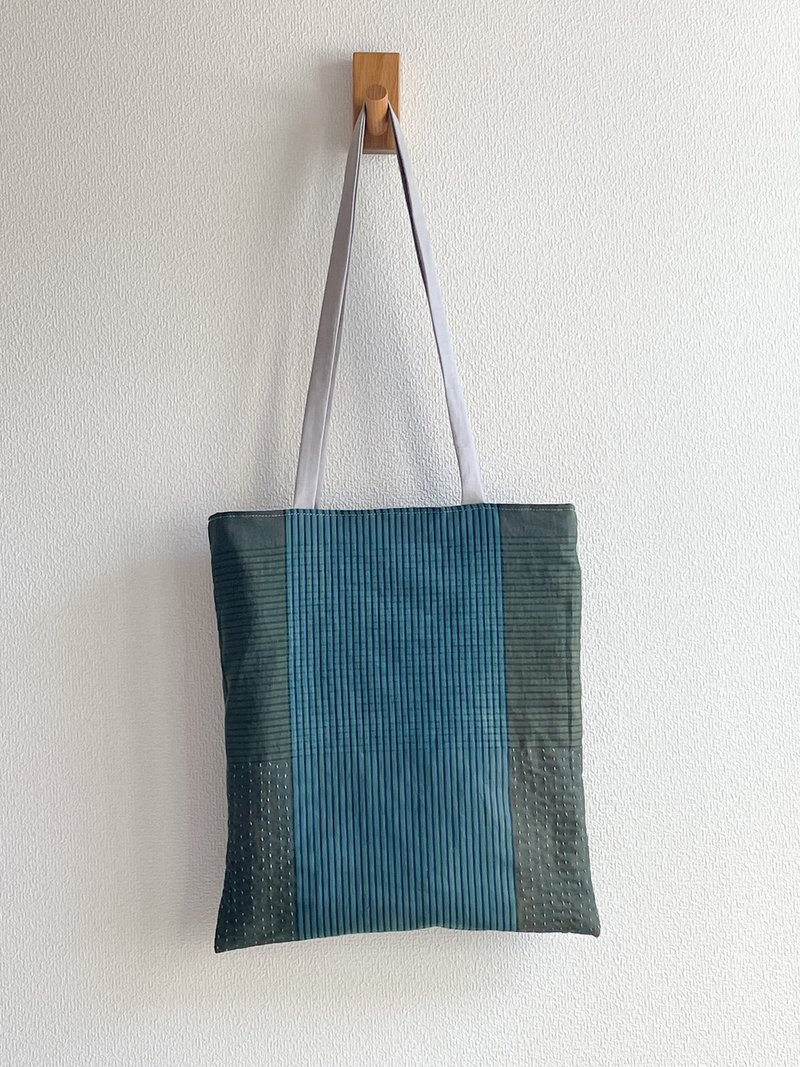 日本製 藍染 刺子 古布使用 Japanblue sashiko   Tote BAG コットンのトートバッグ 焼けあり - 手提包/手提袋 - 棉．麻 藍色
