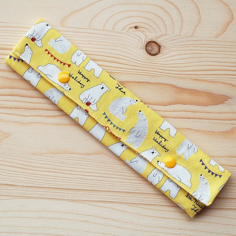 Apple Polar Bear_Huangheng Chopsticks Bag Cutlery Set / Set - ตะเกียบ - ผ้าฝ้าย/ผ้าลินิน สีเหลือง