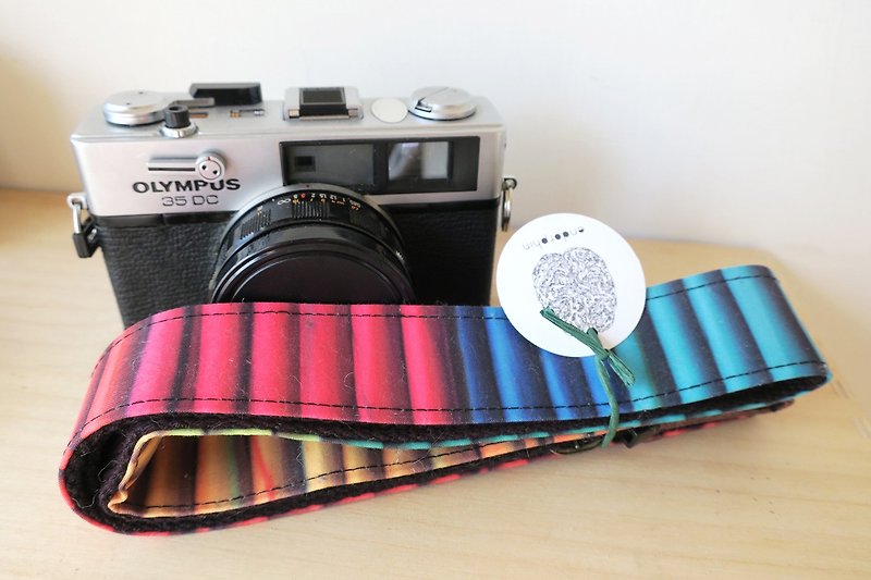 [Endorphin] Handmade camera strap cowhide + cotton webbing + metal buckle [2017 spring and summer new style] - Cameras - Cotton & Hemp Multicolor