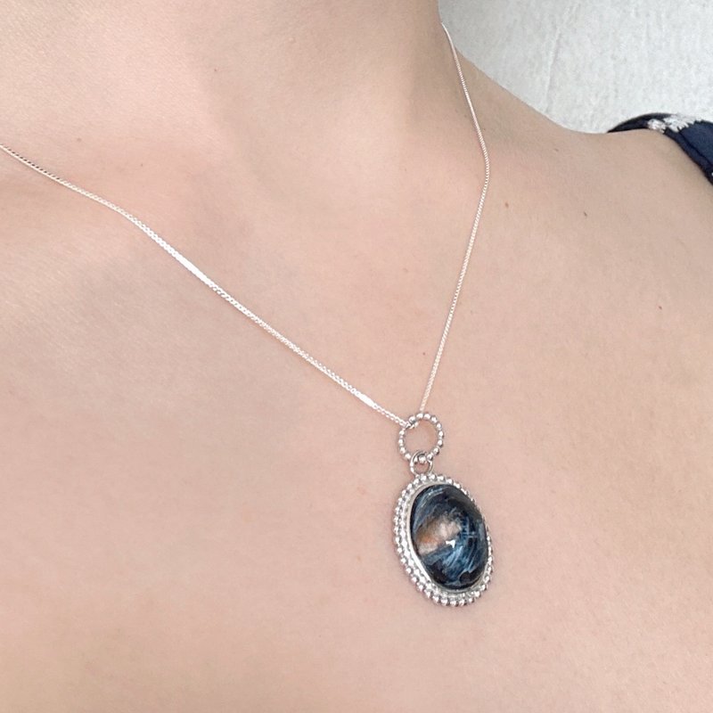 #540 One picture, one thing/Namibia high blue Peter Stone cabochon pendant with 925 necklace with obvious fire color - สร้อยคอ - คริสตัล สีน้ำเงิน