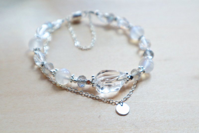 Gentle Moon Blue Light|White Crystal|Moon Stone|Bracelet|Soft Temperament|Sleep|Sooth Emotions| - สร้อยข้อมือ - คริสตัล สีใส