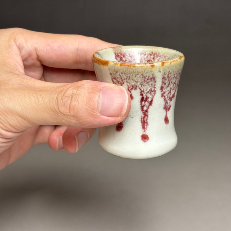 厚釉志野釉變美人茶杯 手工茶杯 35ml - 茶壺/茶杯/茶具 - 陶 多色