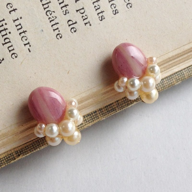 【Mallelabrocante】 Siliceous Schist AAA × vintage pearl collage ear clip * ear inclusion [ii-548e] - Earrings & Clip-ons - Gemstone Pink