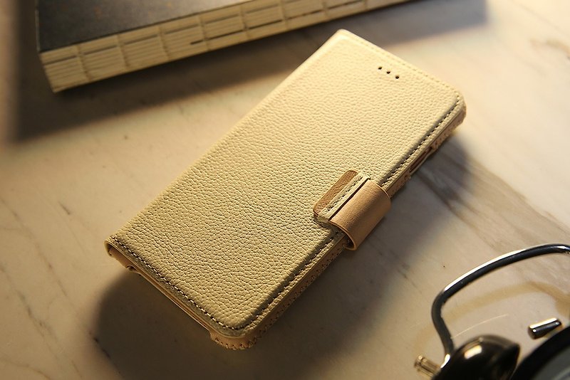 iPhone 7 /  iPhone 8 /4.7 inch Slipcase Series Leather Case - White - เคส/ซองมือถือ - หนังแท้ ขาว