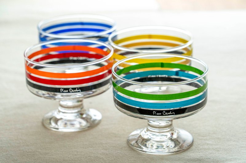 Japan-made PIERRE CARDIN Showa pudding cup set of 4 into stock new products Taiwan free shipping - จานและถาด - แก้ว สีใส