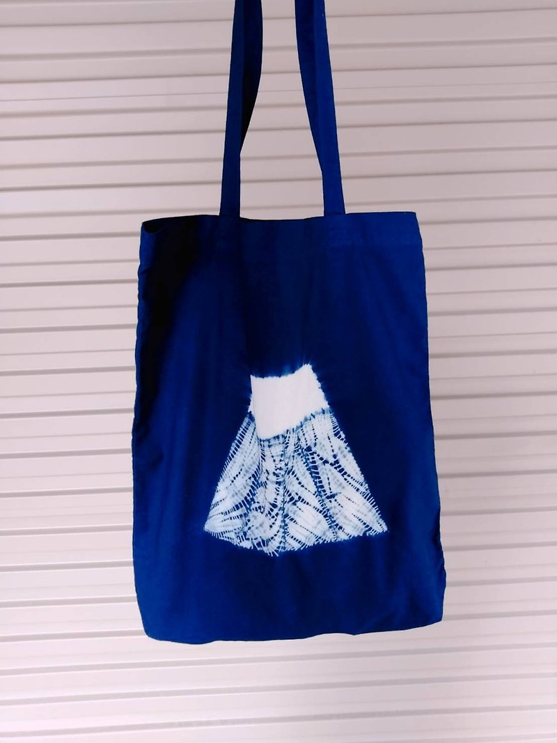 富士山藍染棉布包 - 側背包/斜背包 - 棉．麻 藍色