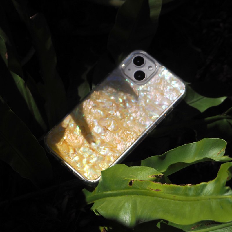 嫩黃色 天然真貝 iPhone 手機殼 匠人手工做 高品質 設計師 樹脂 - 手機殼/手機套 - 貝殼 黃色