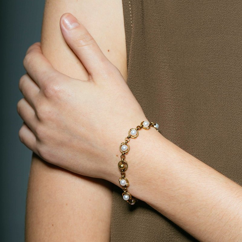 ::collection memories:: Bronze freshwater pearl bracelet memory - Bracelets - Copper & Brass Gold