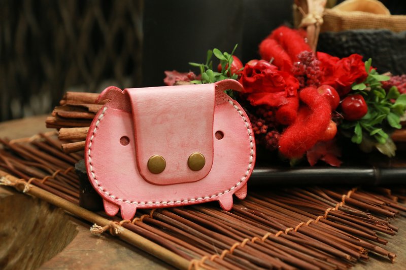 hykcwyre Little Piggy Card Holder Stitching Pack, Leather Card Holder - ที่ใส่บัตรคล้องคอ - หนังแท้ 