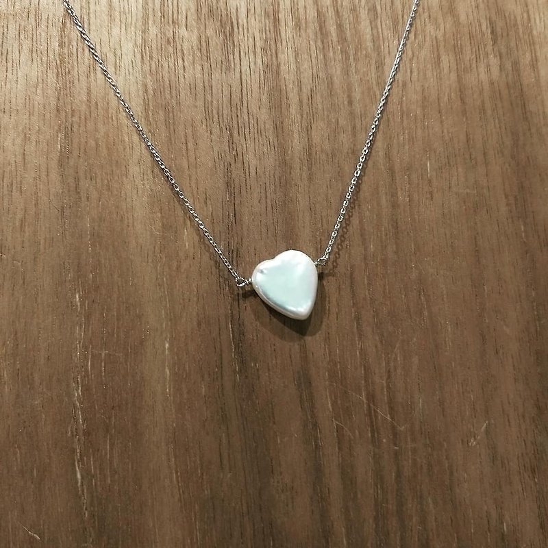 ILoveU: Silver Necklace with Natural heart shaped Freshwater Pearl (valentine) - สร้อยคอ - ไข่มุก ขาว