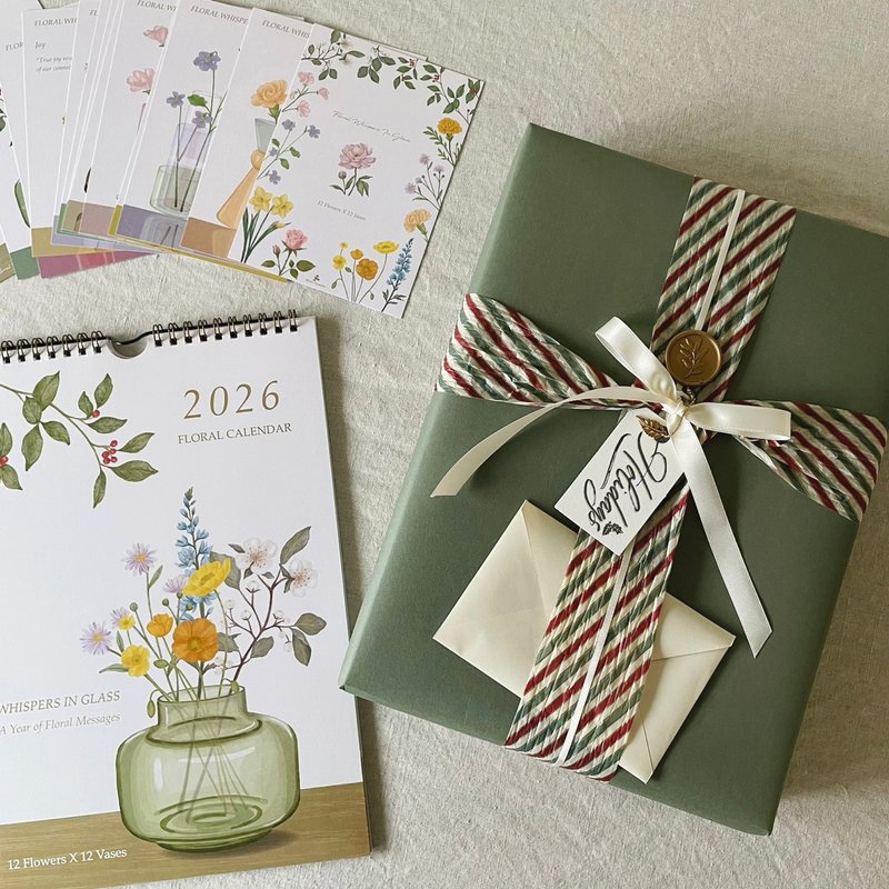 【聖誕禮盒】瓶中花語禮盒 (2026掛曆+明信片套組) - 日曆/月曆/年曆 - 紙 多色