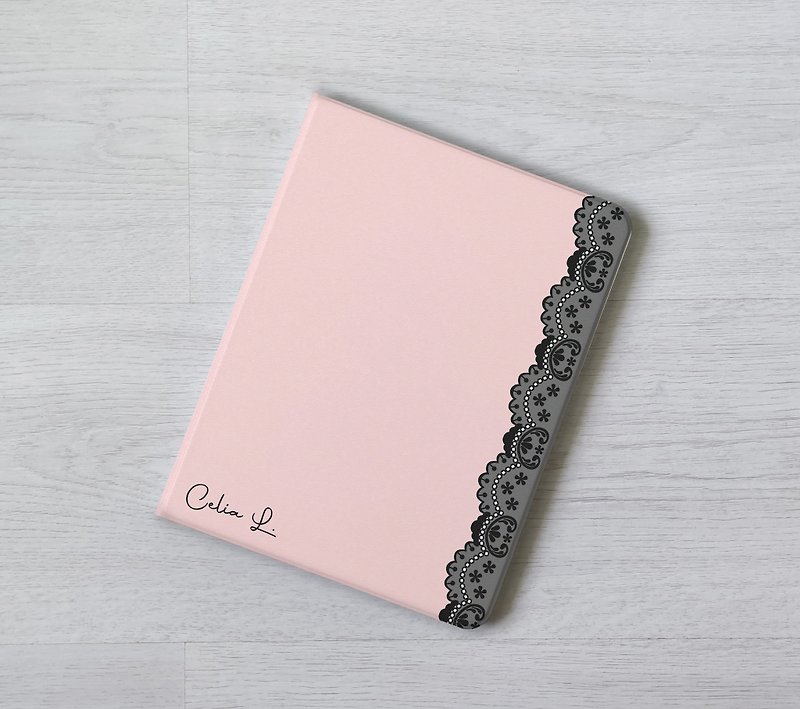 塑膠 平板/電腦保護殼 多色 - 個性加名粉色蕾絲花邊iPad Pro筆槽書本式保護套10代 Air 5 mini