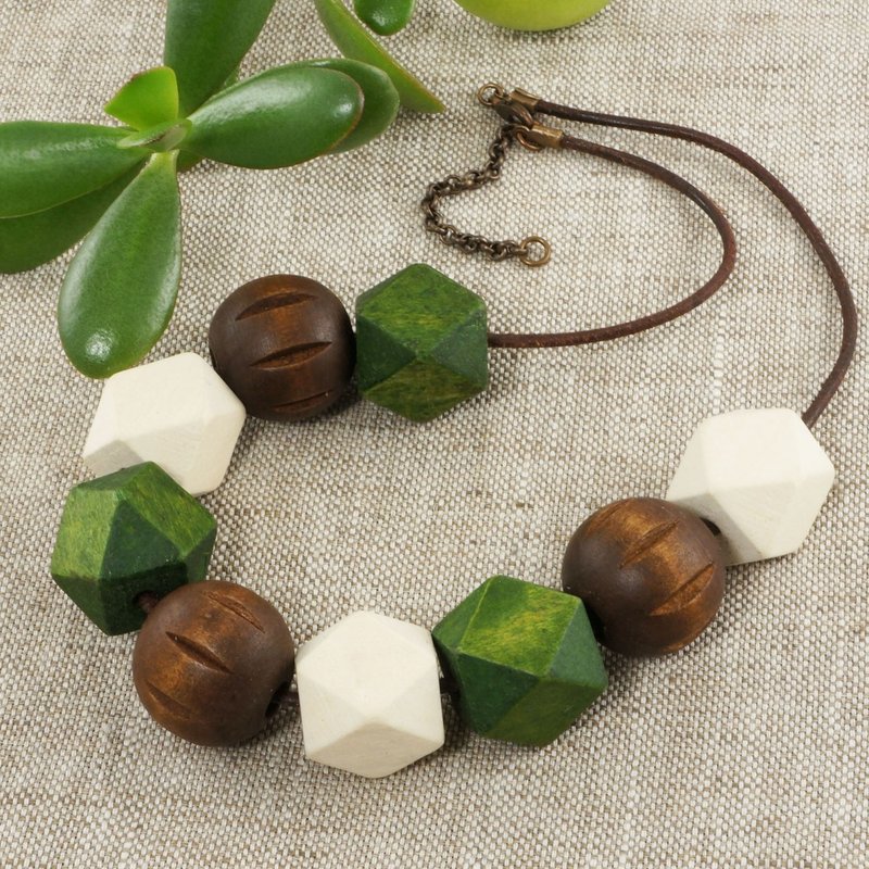 Green Brown Wooden Large Beaded Geometric Necklace Woman Jewelry Gift for her - 項鍊 - 木頭 綠色
