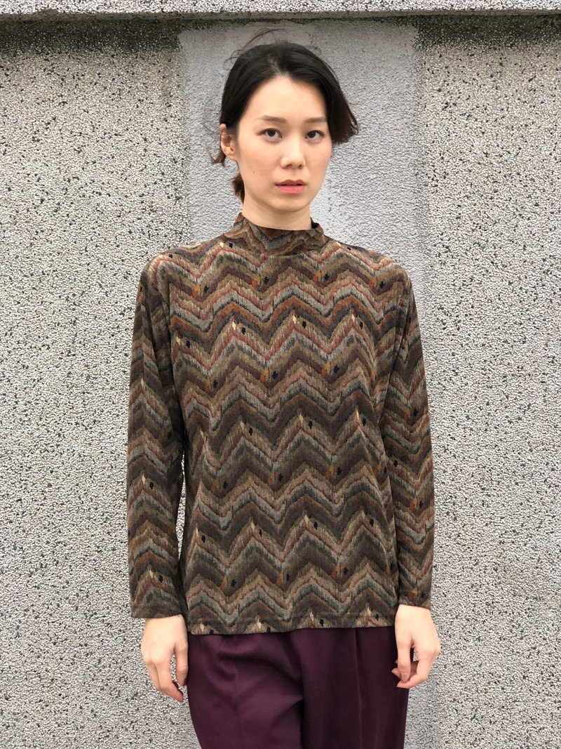 Polyline corrugated top - เสื้อผู้หญิง - วัสดุอื่นๆ สีนำ้ตาล