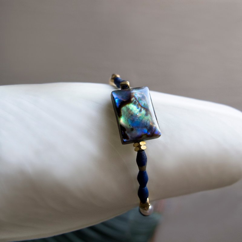 Abalone shell born in September lapis lazuli pearl blue chalcedony aurora starry sky map guard - Bracelets - Semi-Precious Stones Blue