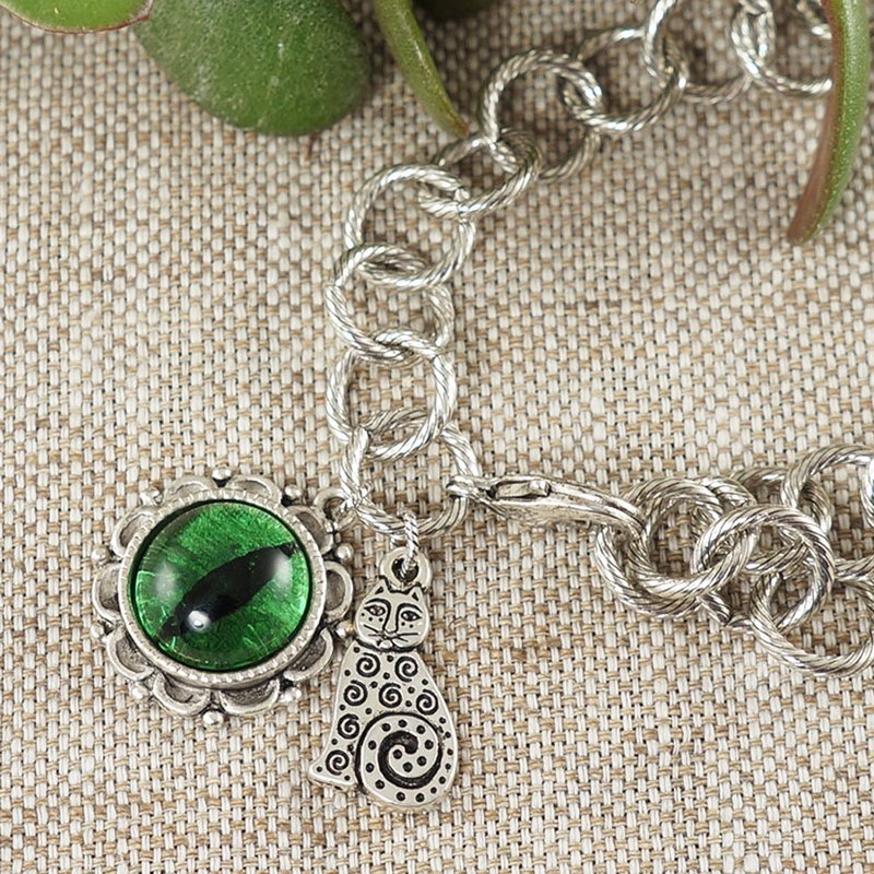 Green Glass Cat Eye Evil Eye Silver Cat Kitten Charm Protection Bracelet Jewelry - 手鍊/手環 - 玻璃 綠色