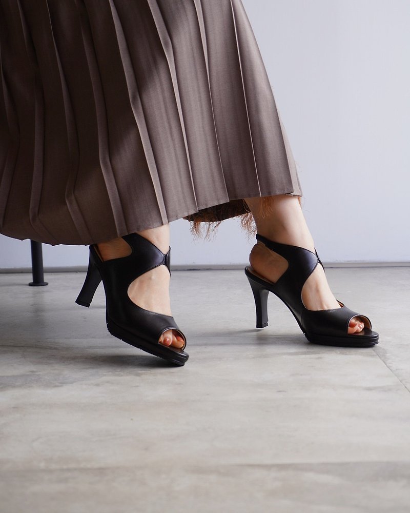 fit strap sandal /black - รองเท้าแตะ - หนังแท้ สีดำ