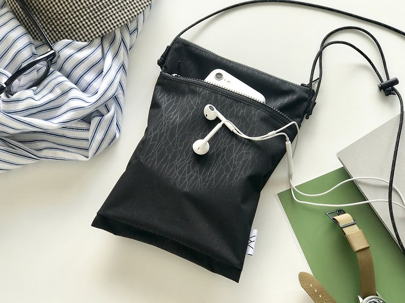 Long wallet compatible long sacoche / shoulder bag - กระเป๋าแมสเซนเจอร์ - ไนลอน สีดำ