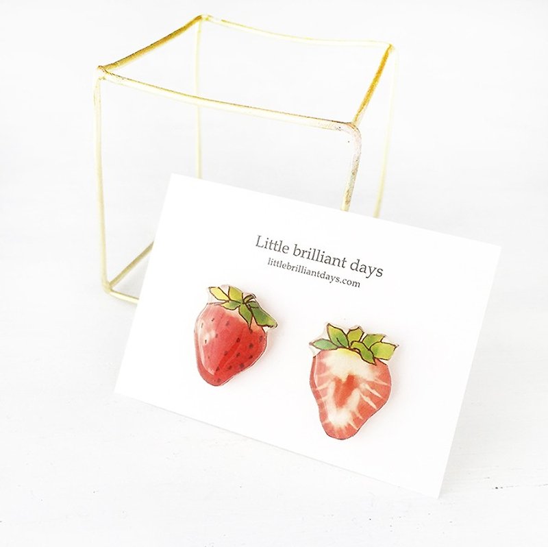 STRAWBERRY PIERCE Strawberry Clip-On - Earrings & Clip-ons - Plastic Red
