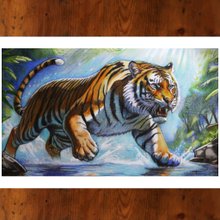1. ライオンの絵画 (棚上) 2. カスタマイズされた絵画 3. 微速度