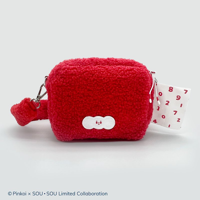 【Pinkoi x SOU・SOU】WEIRD POUCH Fuzzy small tote bag - Handbags & Totes - Polyester Red