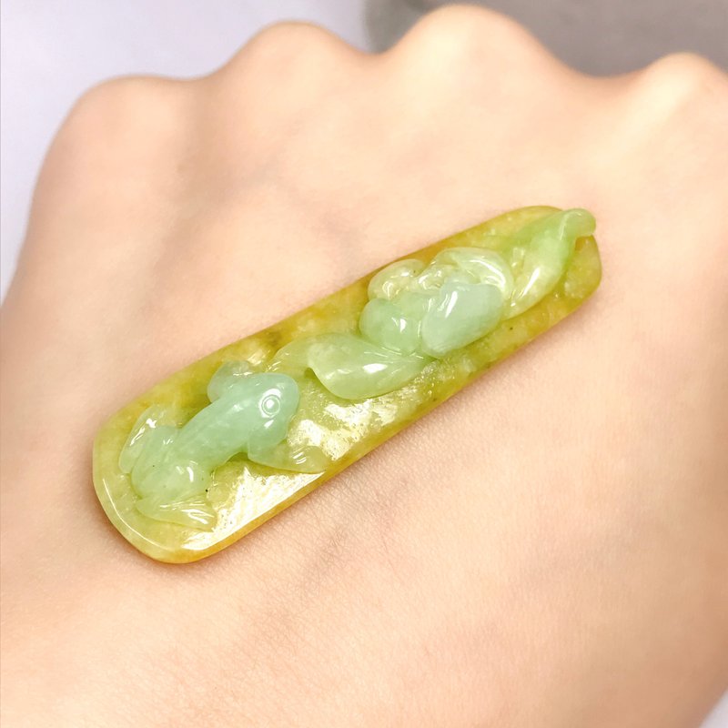 Three-color jadeite with delicately carved green lotus | Natural Myanmar grade A jadeite | Gift giving - พวงกุญแจ - หยก หลากหลายสี