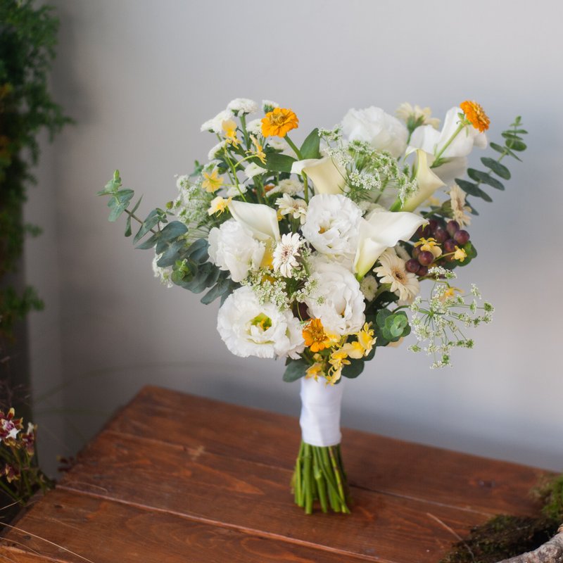 Lively yellow and white bouquets | Flower bouquets | Customizable | Bridal bouquets | Wedding bouquets - Dried Flowers & Bouquets - Plants & Flowers Multicolor