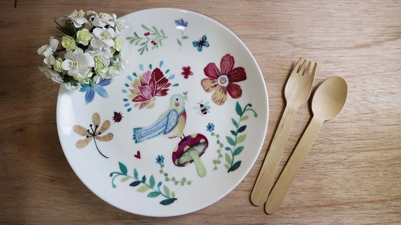 Healing Flower and Bird 8-inch Bone China Plate Christmas Gift Birthday Gift Dinner Plate - Plates & Trays - Porcelain White