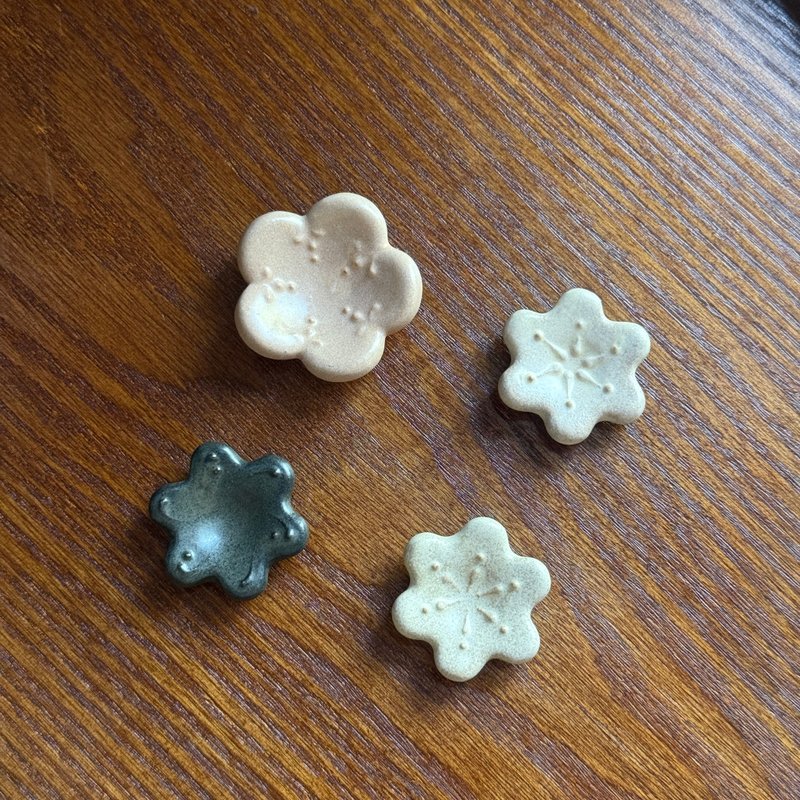 茶席、點心匙置 - 擺飾/家飾品 - 陶 白色