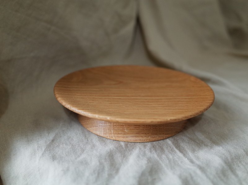 White Oak Low Seat Disc - จานและถาด - ไม้ สีกากี