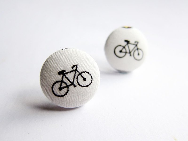 Cloth buckle earrings simple bicycle can be used as clip-on earrings - Earrings & Clip-ons - Cotton & Hemp White
