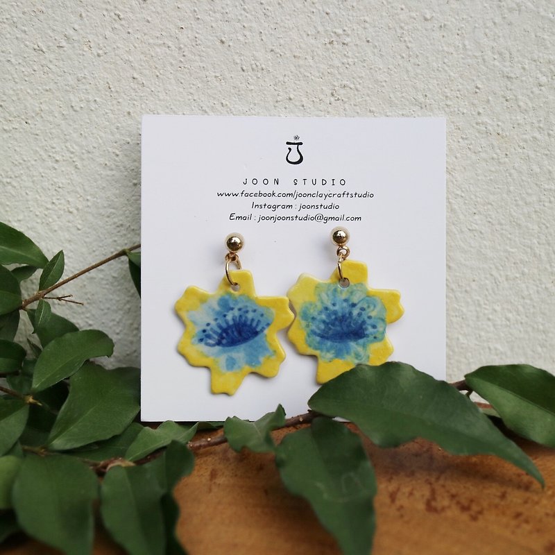Yellow flower earring  - 耳環/耳夾 - 黏土 黃色